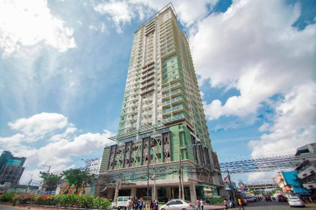 Апартаменти 1822 Deluxe Twin - Migas Haven At Sunvida Tower Cebu Екстер'єр фото